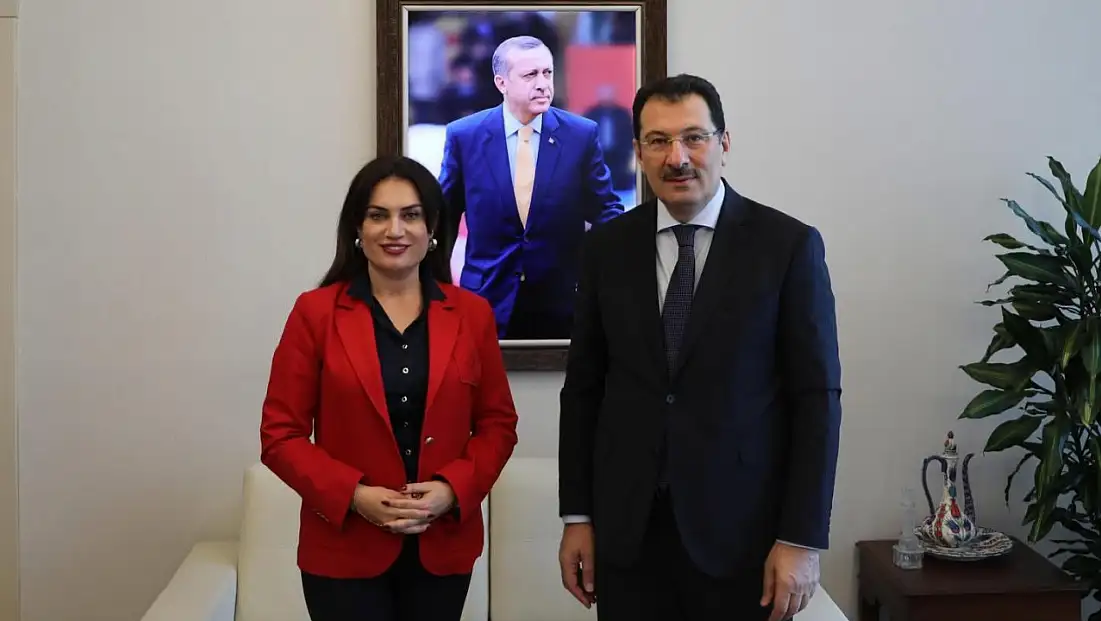 İş Kadını Oya Düşmez’den AK Parti Genel Başkan Yardımcısı Ali İhsan Yavuz’a Ziyaret