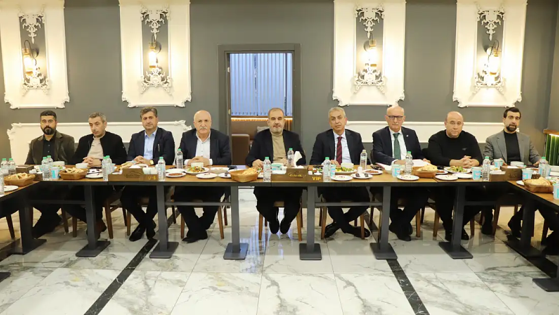 BAŞKAN ALAN: “ATTIĞIMIZ HER ADIM ELAZIĞ İÇİN KAZANCA VESİLE OLUYOR”