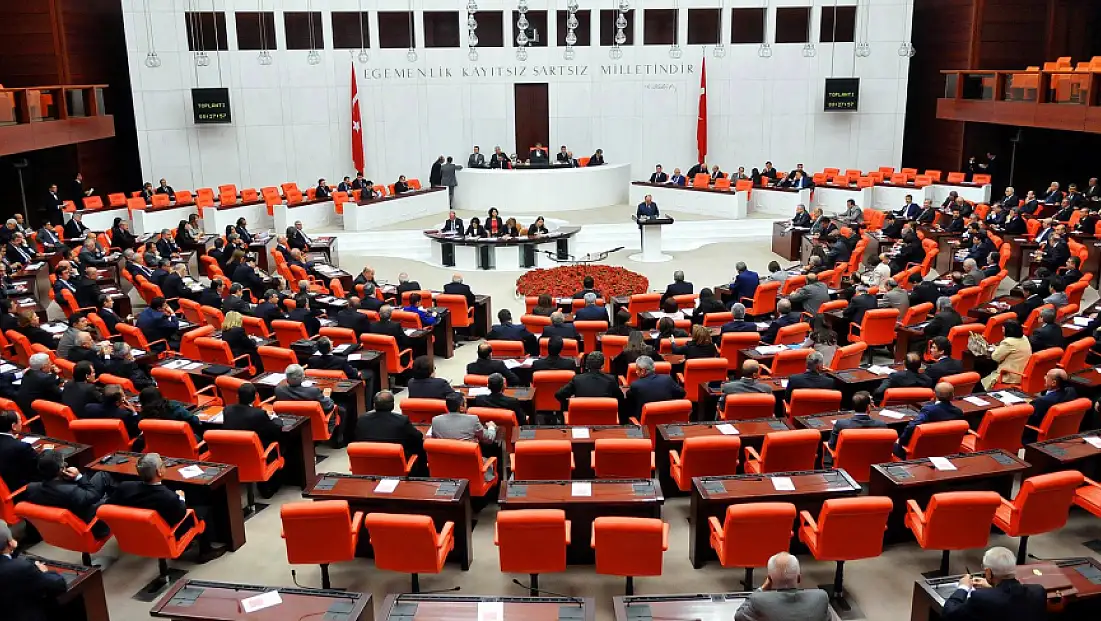 TBMM’ye sunulan torba yasa teklifiyle şehit yakınları, gaziler, vazife ve harp malulleri ile hak sahiplerinin mali ve sosyal haklarında değişiklik yapılması planlanıyor..