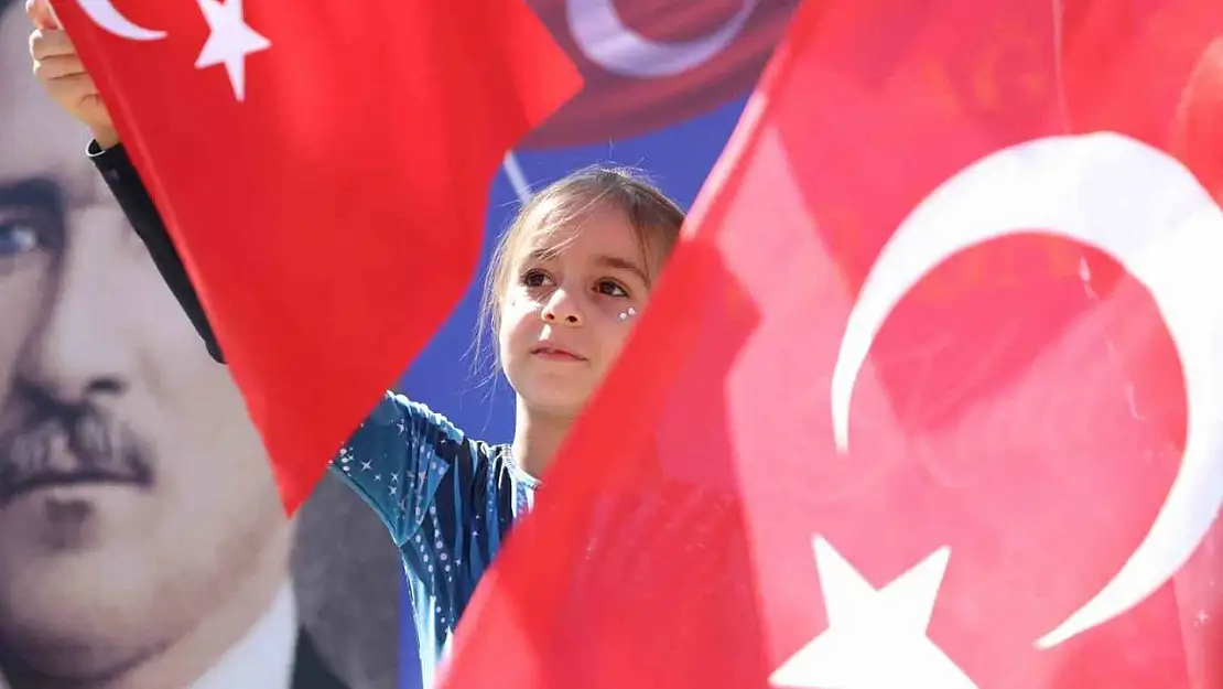 Elazığ'da 30 Ağustos Zafer Bayramı coşkusu