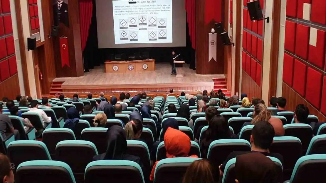 Elazığ'da tehlikeli madde ve tıbbi atık yönetimi eğitimi