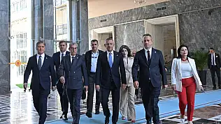 YENİ Parti'de yapılan kapalı grup toplantısında Parti Grup Yönetimi de belli oldu