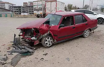 Malatya'da iki araç çarpıştı: 2 yaralı