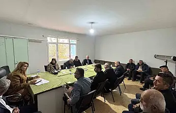 Ölmeztoprak'tan muhtarlarla istişare, hastanede umut buluşması ve öğretmenler günü programı