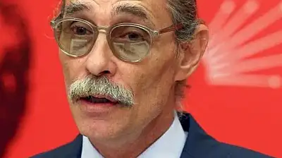 Yeni Parti'nin kurulmasının ardından Etimesgut Belediye Başkanı Erdal Beşikçioğlu'nun tutumu merak konusuydu..
