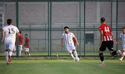 Elazığspor, Hazırlık Maçında Ayvalık Gücü Belediye Spor'u 2-1 Mağlup Etti