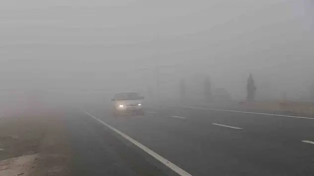 Elazığ'da sis etkili oldu