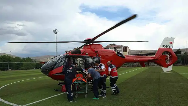 Malatya'da ambulans helikopter 72 yaşındaki hasta için havalandı