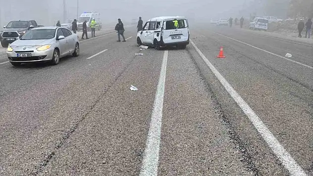 Malatya'da otomobil ile hafif ticari araç çarpıştı: 1 yaralı