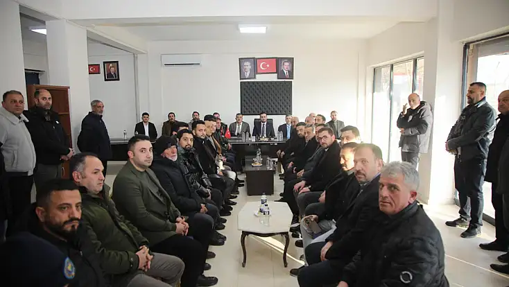 AK Parti Maden ve Sivrice’de Danışma Meclisi Toplantıları Gerçekleştirdi