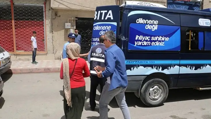 Her Işıkta Bir Dilenci: Yardım mı Ediyoruz, Sistemi mi Besliyoruz?