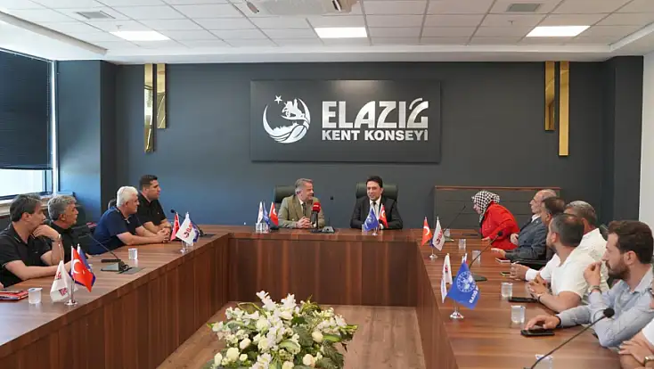Nurullah Öner’den Elazığ Kent Konseyi’ne Ziyaret