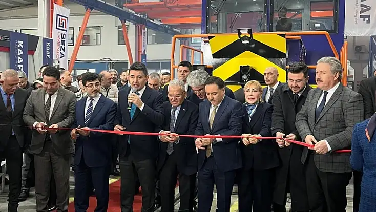 Seza Çimentodan Tarihi Atılım: Türkiye’nin İlk Yerli ve Milli Bataryalı Manevra Lokomotifini Seza Çimento Aldı