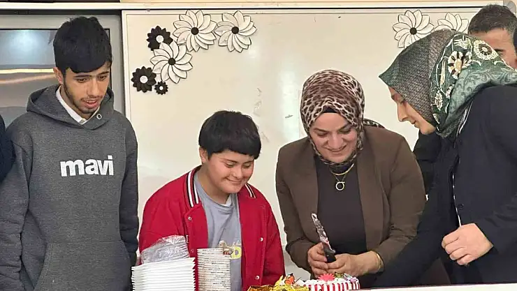 Arıcak'ta anlamlı etkinlik