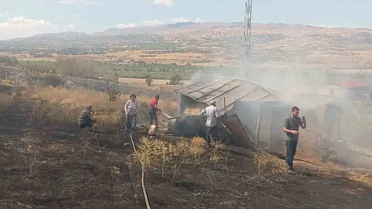 Bingöl'de örtü yangını