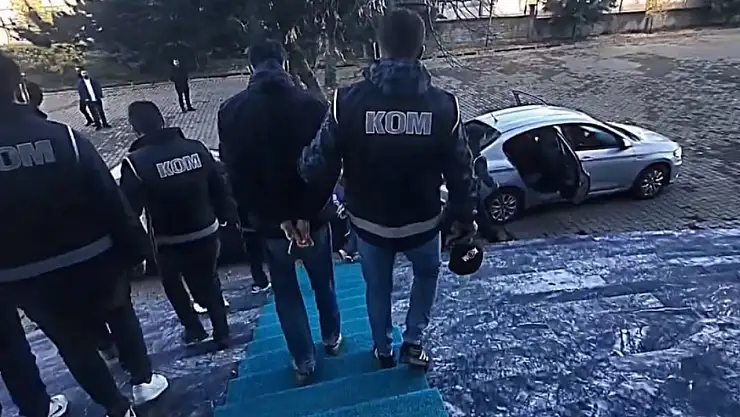 Bingöl merkezli 5 ilde dolandırıcılık operasyonu: 10 tutuklama