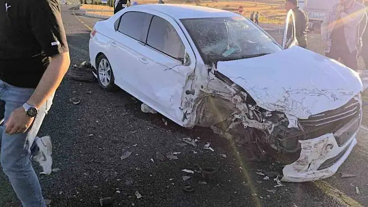 Elazığ'da trafik kazası: 4 yaralı