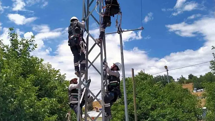 Fırat EDAŞ'tan saha çalışanlarına eğitim