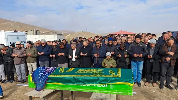 Malatya'da kayıp olarak aranırken ölü bulunan kadın defnedildi
