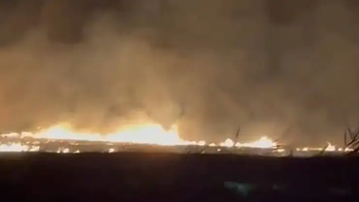 Malatya'da korkutan anız yangını