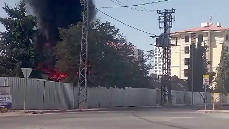 Malatya'da şantiyede korkutan yangın