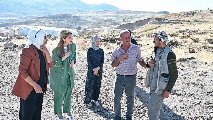 Milletvekili Ölmeztoprak, Sarıçiçek Yaylası'nda üreticiyle buluştu