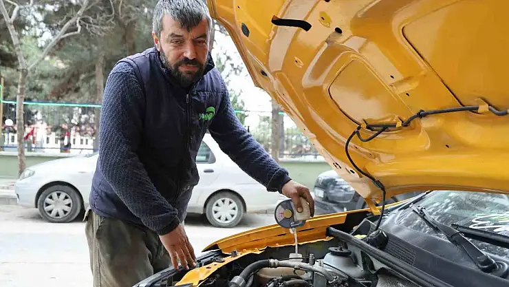 Oto bakım ustasından uyarı: '450 liradan kaçarak 40 bin liralık masrafa girmeyin'