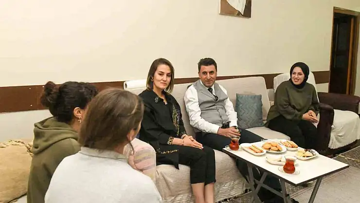 Tunceli'de üniversite öğrencilerine düzenli gıda desteği başlatıldı