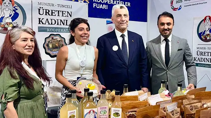 Tuncelili kadınlar Türkiye Kooperatifler Fuarı'nda