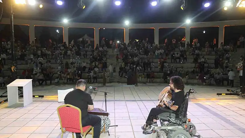 Elazığ Belediyesi tiyatro şenliği yoğun ilgi gördü
