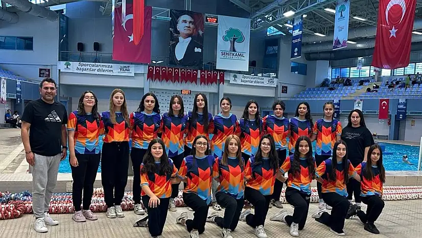 Elazığlı sporculardan su topunda büyük başarı