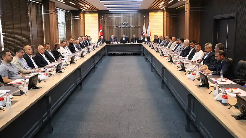 BAŞKAN ALAN: 'BAYRAMLAR, KADİM MEDENİYET VE İNANÇ SİSTEMİMİZİN GETİRDİĞİ BİRLİK VE DAYANIŞMAYI YAŞATAN ÖZEL GÜNLERDİR'