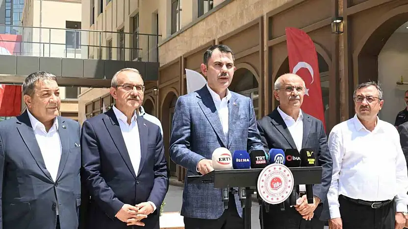 Bakan Kurum: '300 bininci konutumuzun anahtarını Malatya'da teslim edeceğiz'