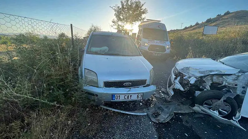 Bingöl'de trafik kazası: 3 yaralı
