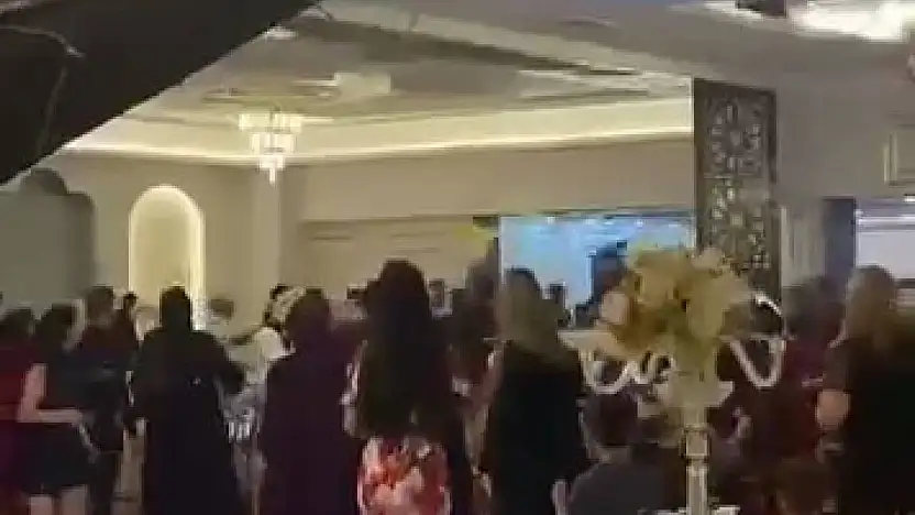Düğün salonunda çıkan kavgada bir kadın kalp kriz geçirerek hayatını kaybetti