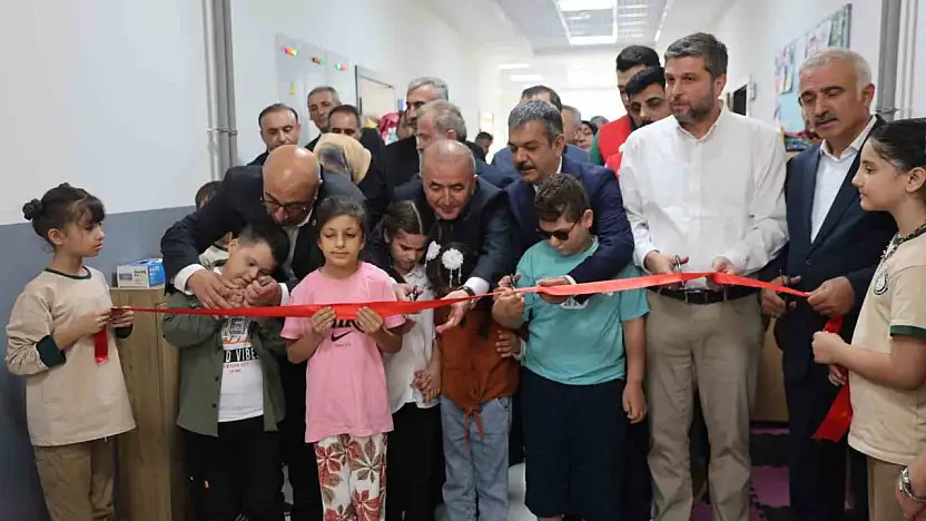 Elazığ'da 'Özel Sınıf' düzenlenen törenle açıldı