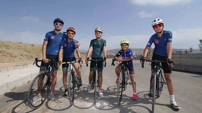 Elazığ'da 15 Temmuz'da pedallar milli birlik için döndü