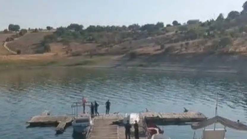 Elazığ'da göle giren genç boğuldu