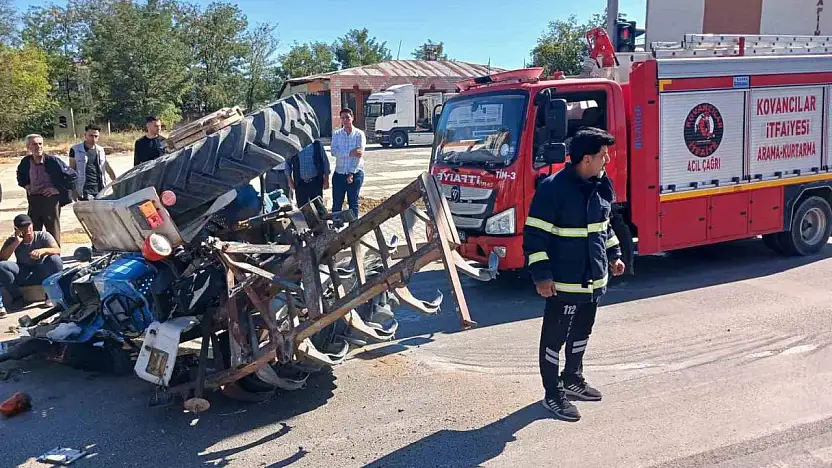 Elazığ'da traktör devrildi: 2 yaralı