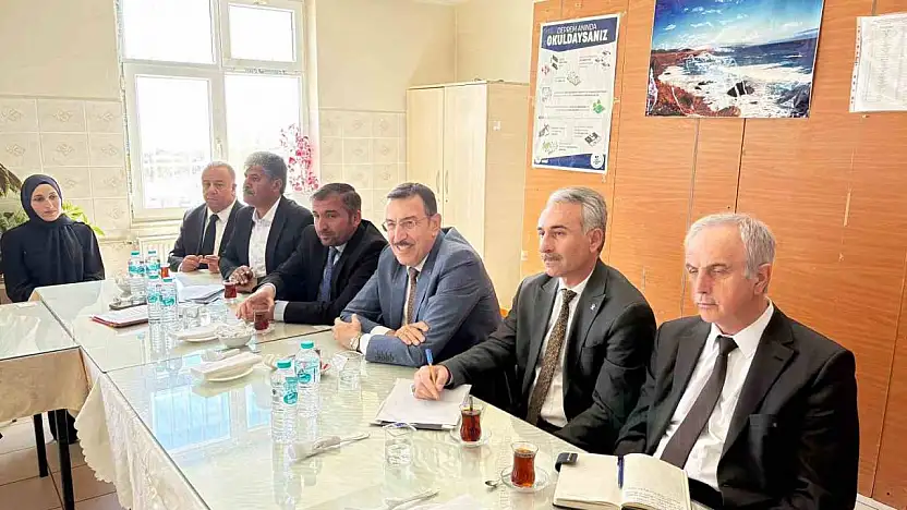 Milletvekili Tüfenkci Arguvan'da temaslarda bulundu