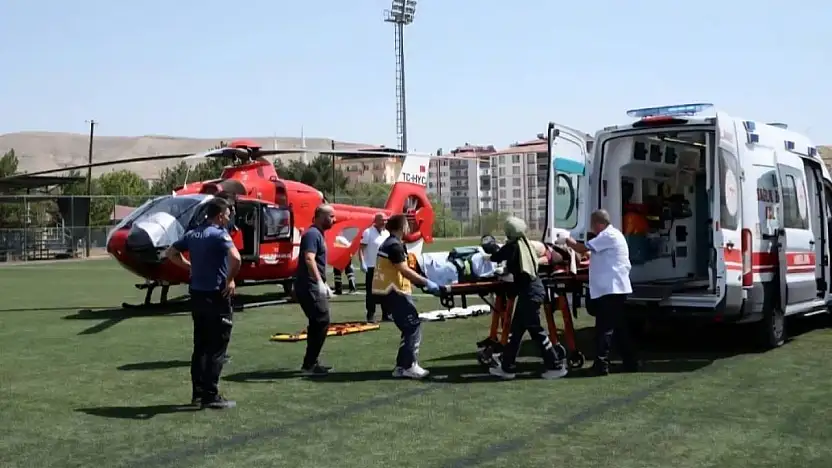 Traktörden düşen şahıs ambulans helikopterle hastaneye sevk edildi