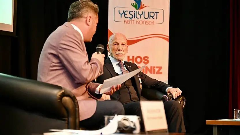 Yeşilyurt'ta Gaziler Haftası söyleşisi duygusal anlara sahne oldu