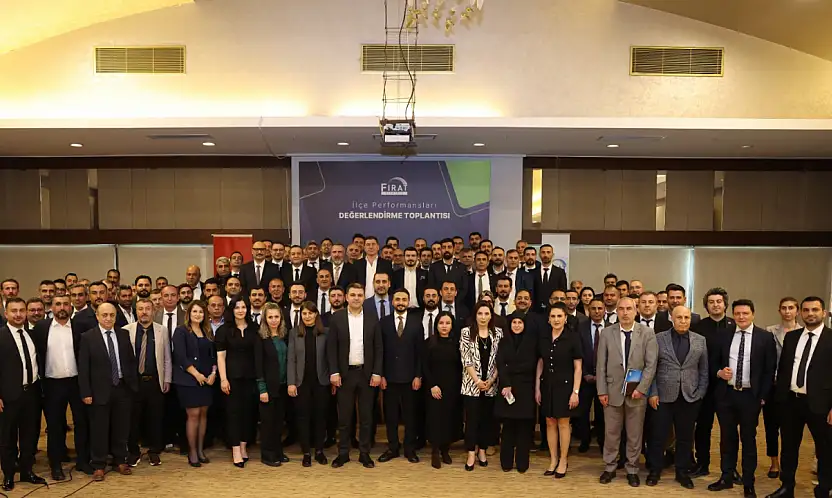 Fırat EDAŞ İlçe Performanslarını Değerlendirdi, Çalışanlarını Ödüllendirdi