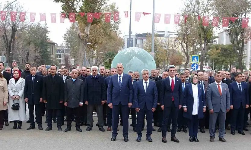 Malatya'da Öğretmenler Günü Kutlanıyor